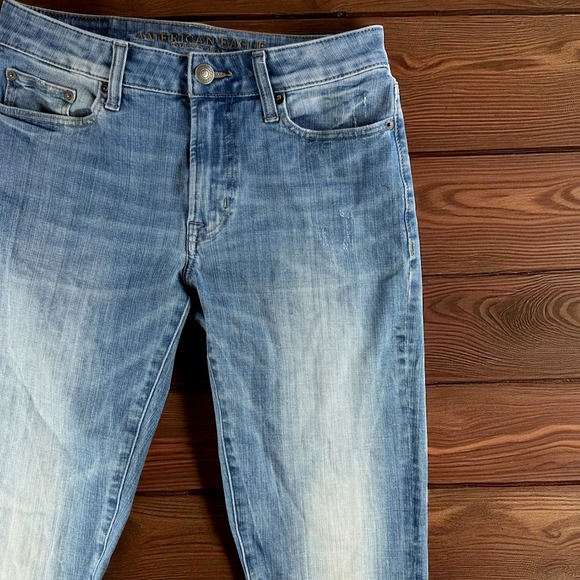 American Eagle Jeans Women 4 Slim 30x34 Extreme Flex Light Wash Blue Denim - Picture 1 of 13